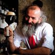 Il Mastro Birraio (disponibili degustazione di Birra Artigianale e Prodotti Bioloci della Tenuta)