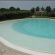 piscina ad acqua salta con idromassaggio interno
