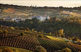 The province of Asti - Among Vineyards, Churches and Castles
