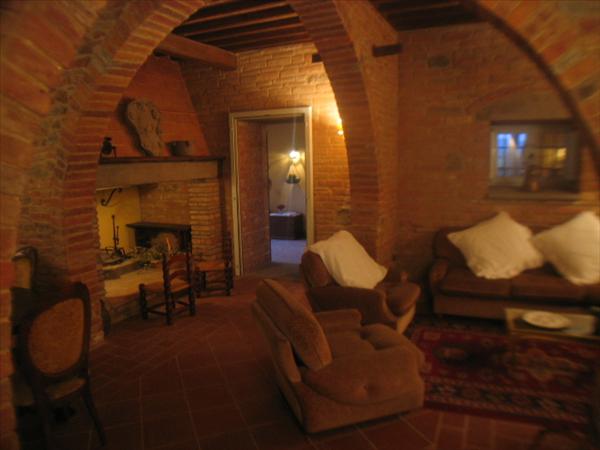 Tenuta i Limoni holidays in Villas by the in the hills in Cortona