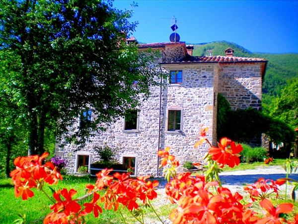 Farmhouse in Tuscany: Untill June rates lower than Low Season rates