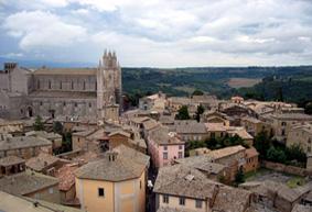 Discover Viterbo